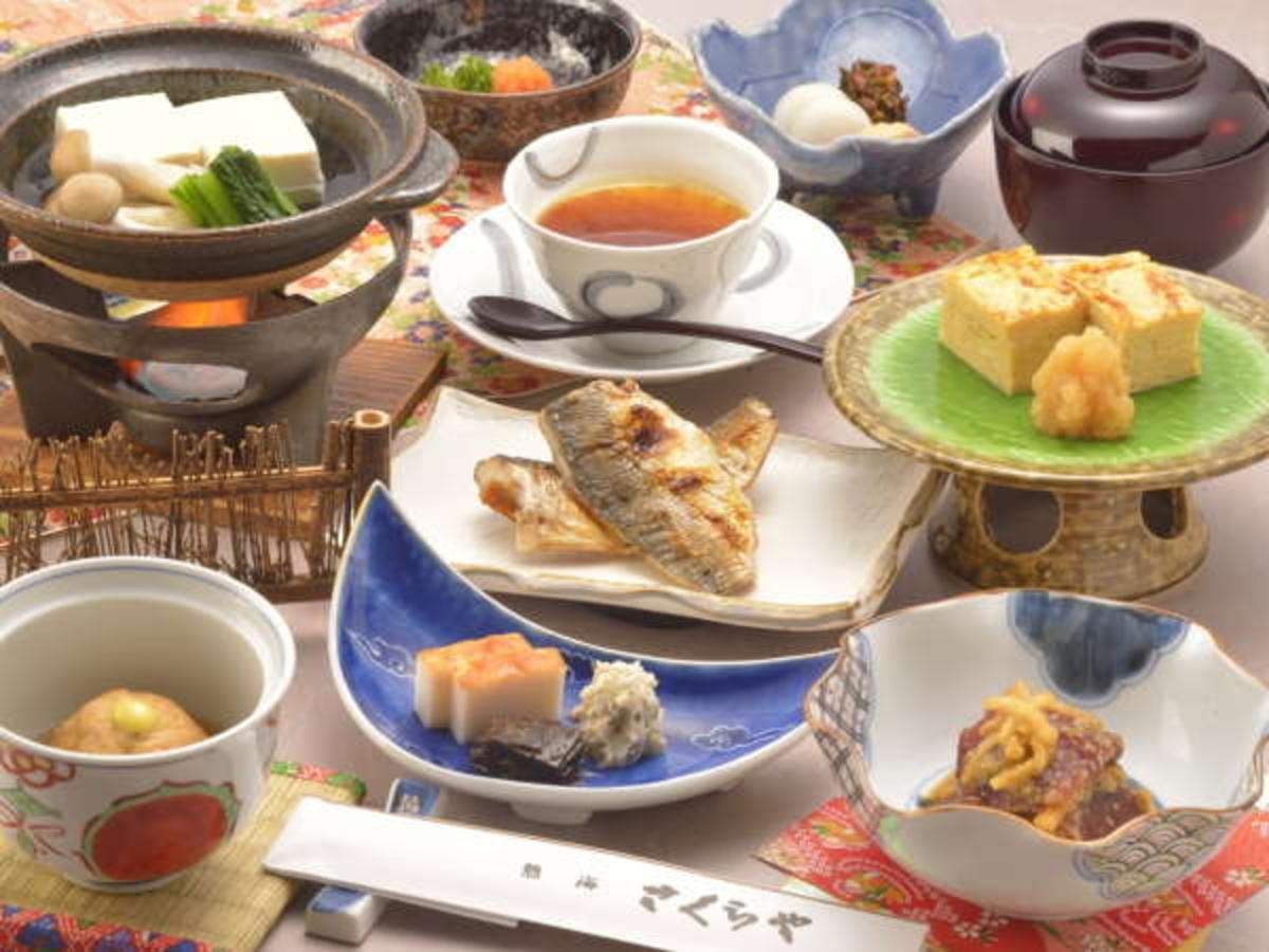 Atami Onsen Sakuraya Ryokan Eksteriør billede
